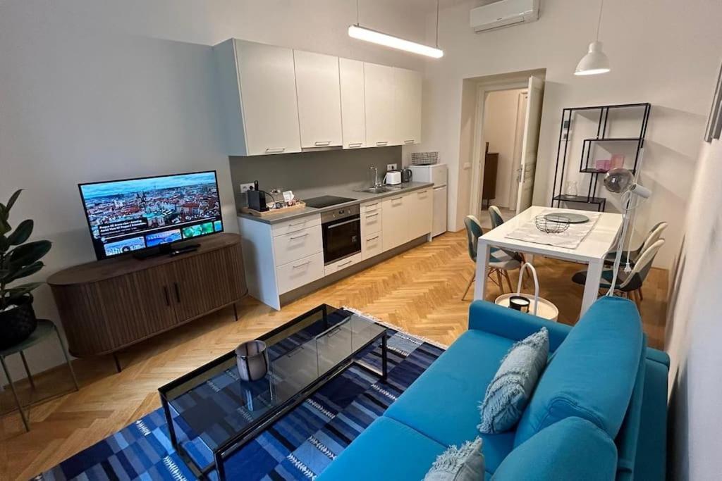 Cute With The Terrace And Ac Apartment Prag